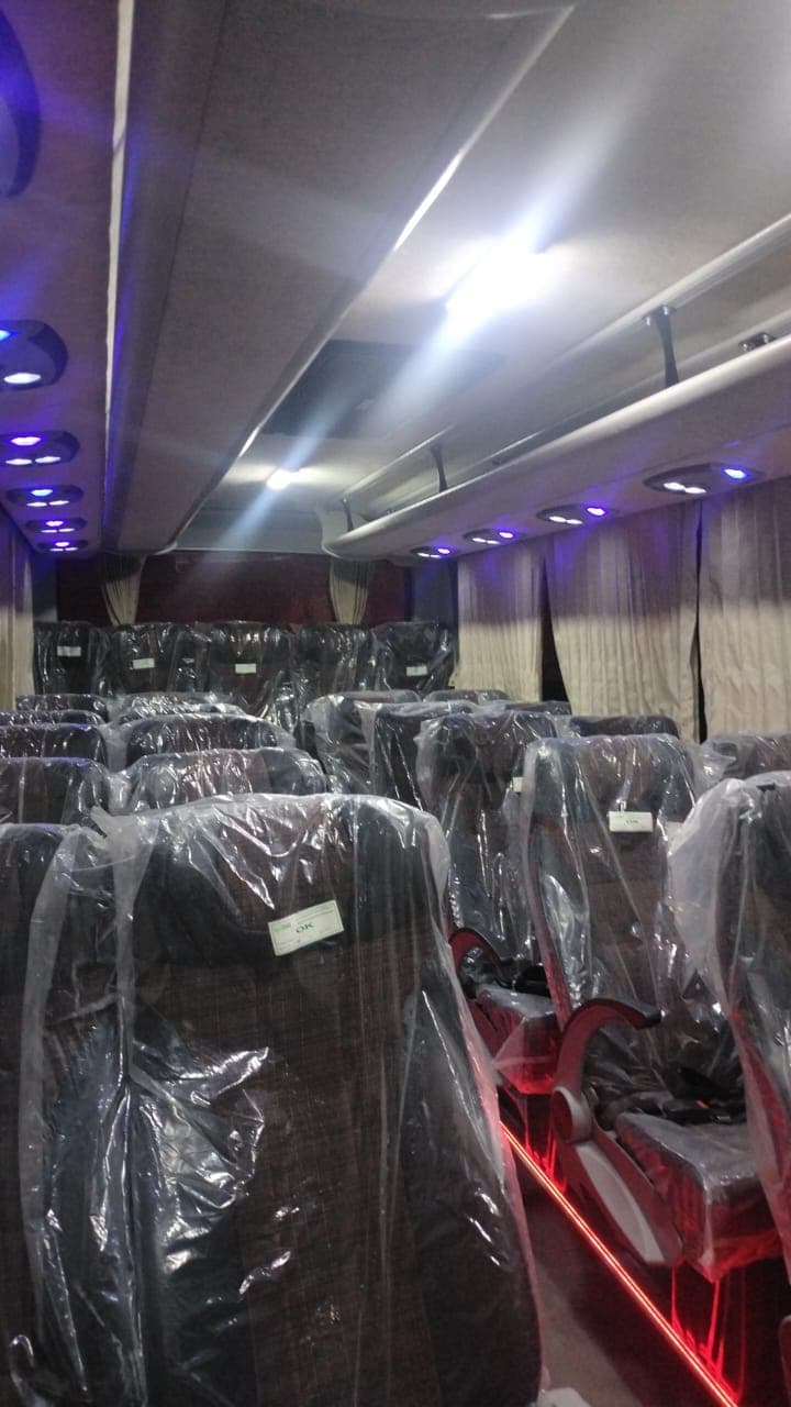 حافلات 28 مقعدًا - image 2